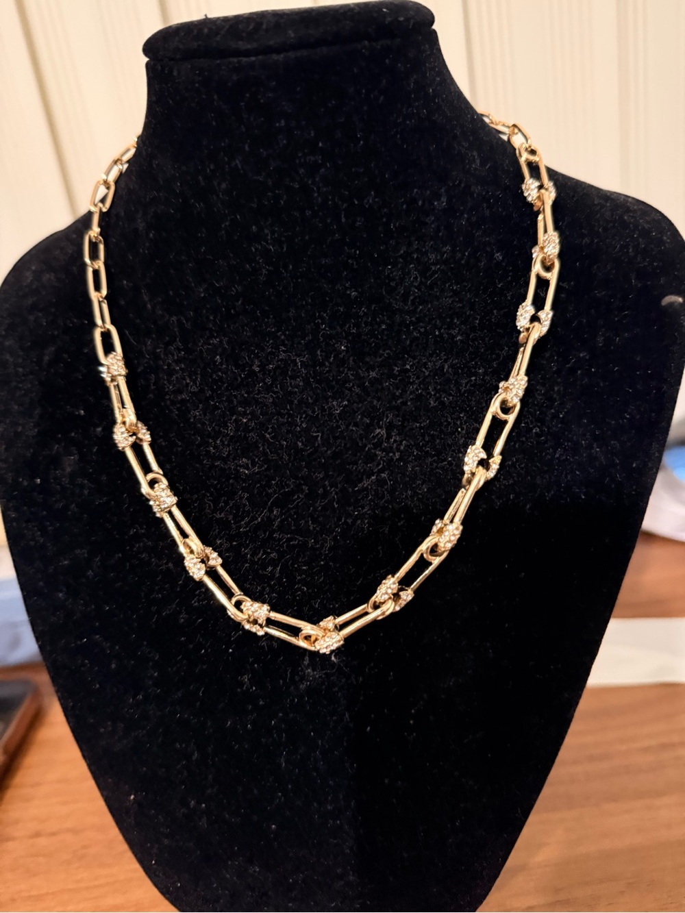 Gold-Tone Knot Link Necklace - Elegant Women’s Jewelry